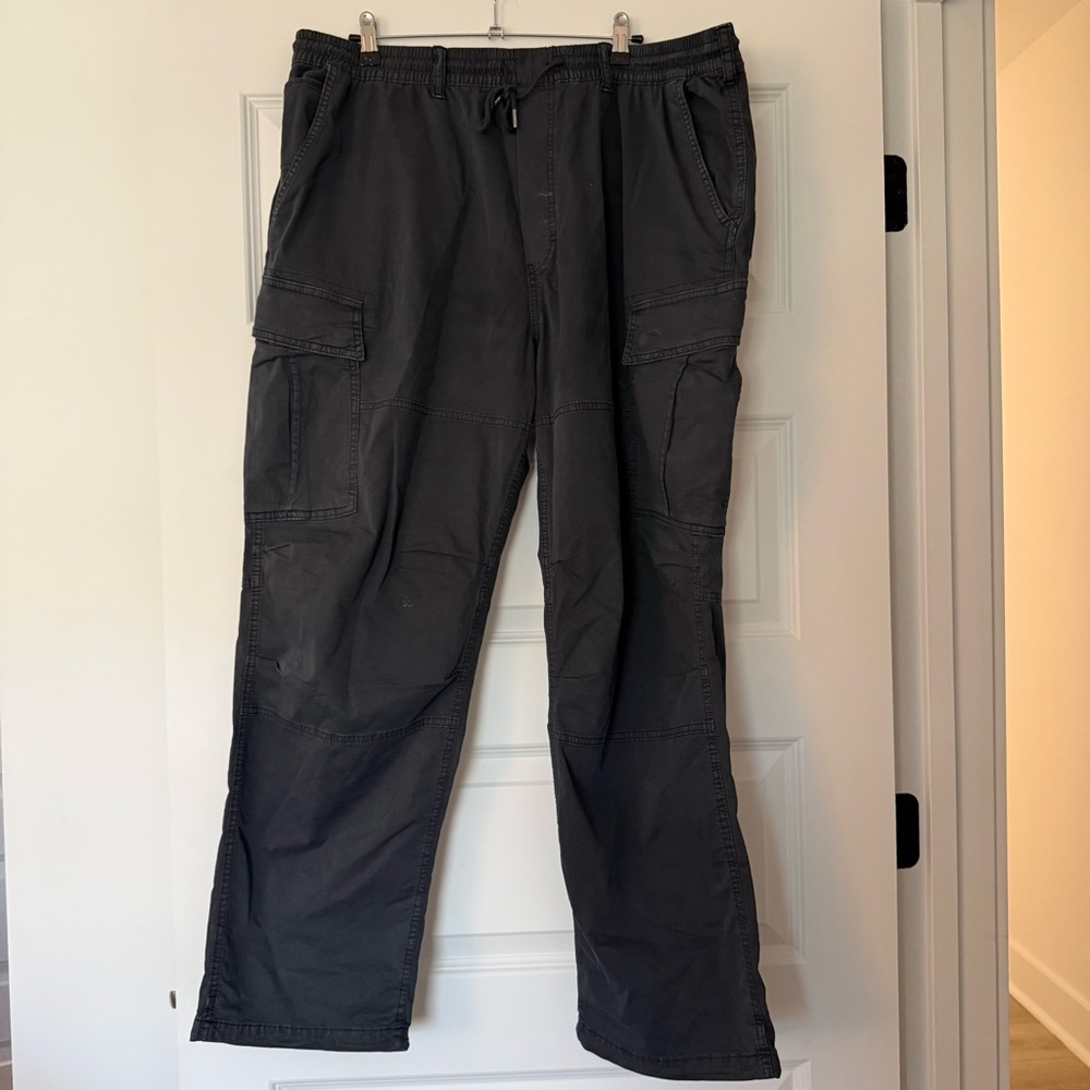 American Eagle Outfitters Dark Gray Cargo Pants